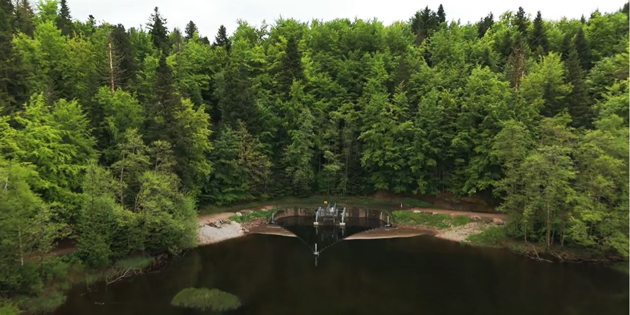 Afficher la vidéo Lac du Tact : de l'eau de qualité pour tous les usages